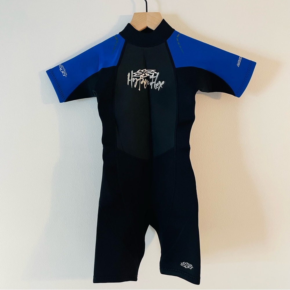 NEW Wetsuit 80% Neoprene Swimming Diving Surf Scuba Hyperflex Blue Black Kids 6
